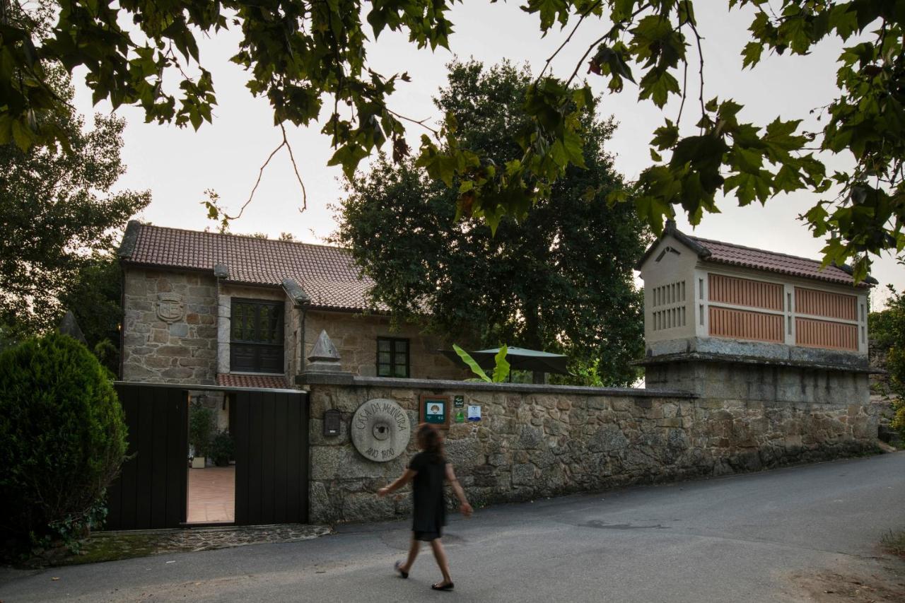 Casa Da Muineira Guest House กัมบาโดส ภายนอก รูปภาพ